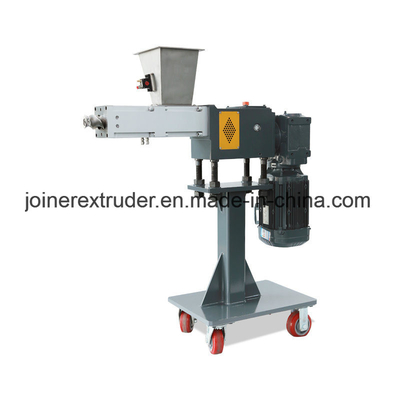 सह घूर्णन जुड़वां पेंच extruders साइड फीडर JCW63 आसान साफ करने के लिए puffed खाद्य कारखाने के लिए