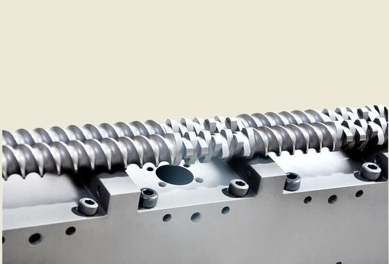 पीपी,पीई उत्पादन के लिए अच्छा घर्षण प्रतिरोध जुड़वां पेंच extruders शाफ्ट