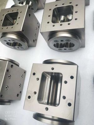 Berstoff ZE 82 एक्सट्रूडर स्क्रू बैरल