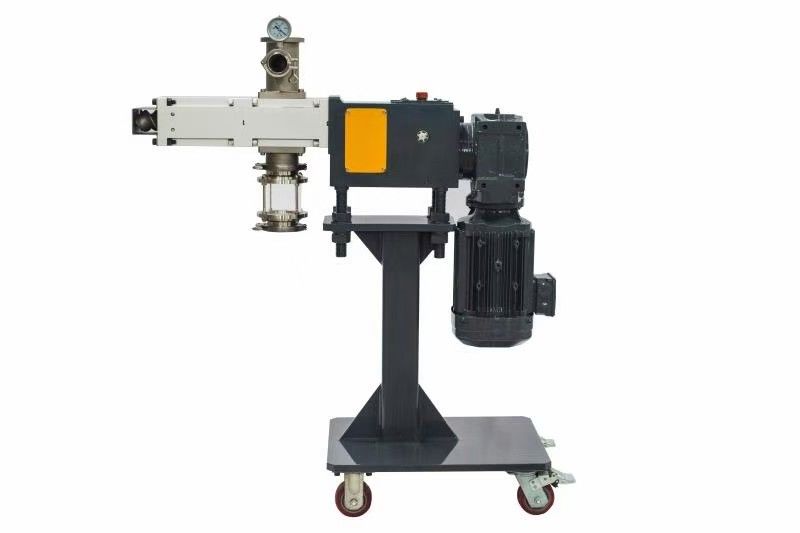 एक्सट्रूडर मशीन सहायक उपकरण वैक्यूम वेंट साइड पम्पिंग मशीनें ब्लैक स्पॉट को कम करती हैं