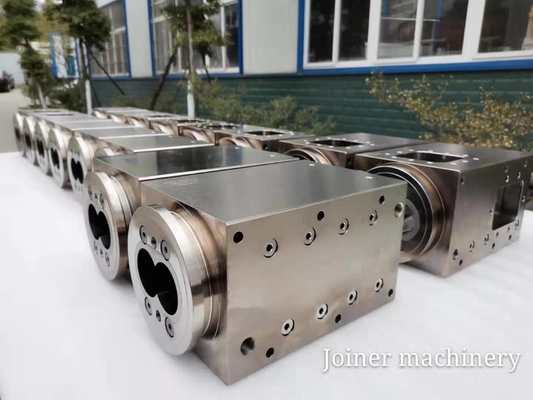 उच्च गुणवत्ता के साथ नायलॉन पेंच बैरल के लिए प्लास्टिक ट्विन पेंच Extruders मशीन के लिए फुलाया खाद्य कारखाने